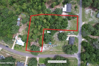 126 Hollister School Rd, Palatka, FL 32177