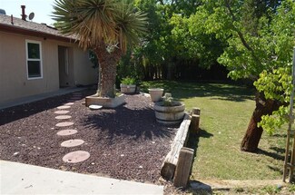 6 Talaya Ct, Los Lunas, NM 87031