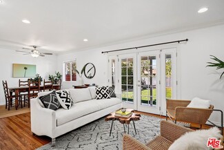 6507 Randi Ave, Woodland Hills, CA 91303