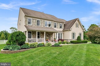 37 Amaryllis Ln, Lumberton, NJ 08048