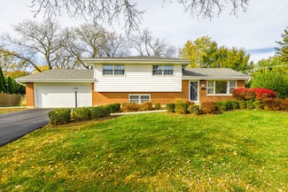 5518 Wilcox Ave, Downers Grove, IL 60516