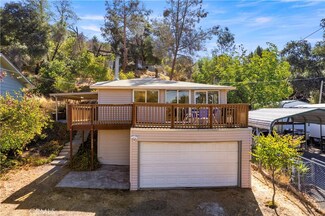 3332 Country Club Dr, Lucerne, CA 95458