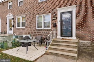 71 S Brighton Ave, Upper Darby, PA 19082