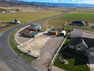 654 E 300 St S, Fairview, UT 84629