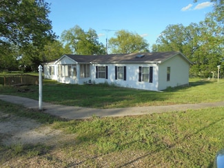 8731 Ottawa Rd, Altoona, KS 66710