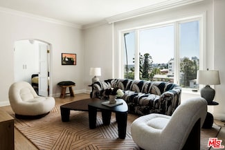 1424 N Crescent Heights Blvd Unit 54, West Hollywood, CA 90046
