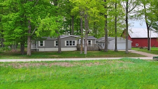 17793 7 Mile Rd, Reed City, MI 49677