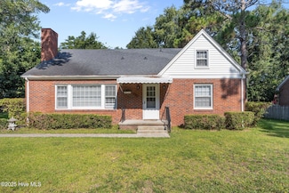 204 S Warren St, Greenville, NC 27858
