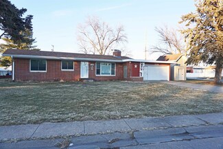 126 West Pkwy, Columbus, NE 68601