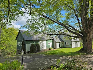 1486 Sweet Pond Rd, Guilford, VT 05301