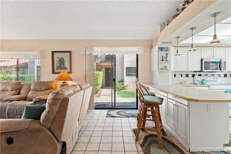 201 Riverfront Dr Unit 14, Bullhead City, AZ 86442