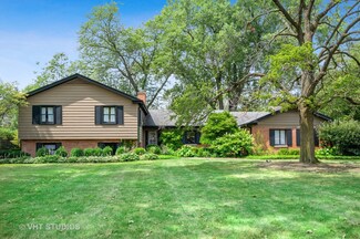 124 Eddy Ln, Northfield, IL 60093