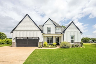 115 Highland Park Dr, Oakland, TN 38060