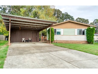 1411 NW 9th Ct, McMinnville, OR 97128