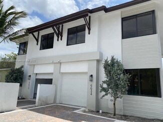 6670 SW 84th St Unit 6670-74, Miami, FL 33143
