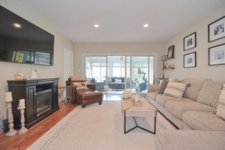 20 Andrews St, Bellingham, MA 02019