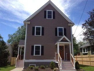 7 S Pond St, Newbury, MA 01951