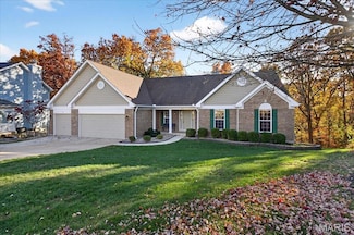 16012 Canterbury Estates Dr, Ellisville, MO 63021