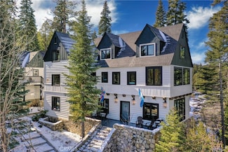 28041 Lakes Edge Rd, Lake Arrowhead, CA 92352