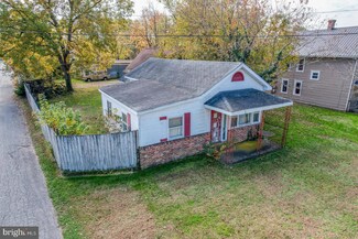 49 Clark St, Harrington, DE 19952