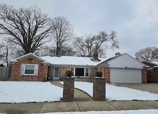 26731 Parkington St, Roseville, MI 48066