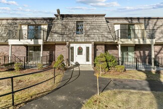 4700 N Main St Unit 1E, Fall River, MA 02720