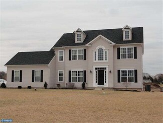 1824 Candlewyck Ln, Green Lane, PA 18054
