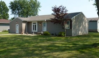 215 Ponderosa Dr, Forsyth, IL 62535