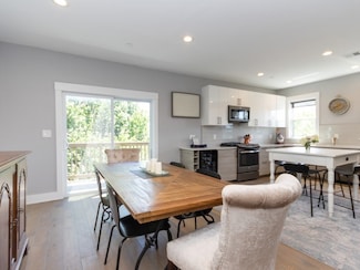 447 Frankfort St Unit 3, Boston, MA 02128