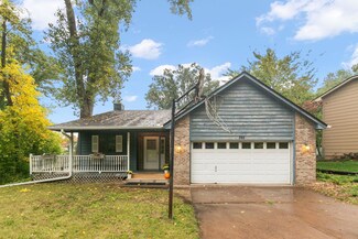 395 Dartmoor Rd, Saint Paul, MN 55115