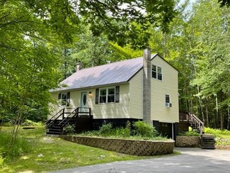 136 Silver St, Middleton, NH 03887