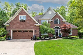 259 Glenshire Ln, Medina, OH 44256