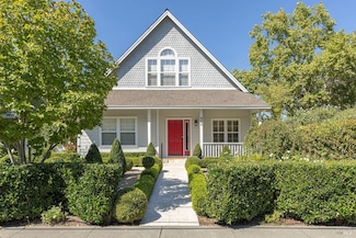 840 Hunt Ave, Saint Helena, CA 94574