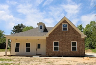 184 S Fuller St, Byhalia, MS 38611