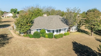 3481 Oak Tree Ln, Midlothian, TX 76065