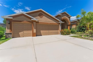 2637 Yukon Cliff Dr, Ruskin, FL 33570