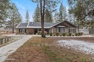 3292 E Hudlow Rd, Hayden, ID 83835