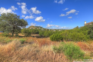 2416 Triple Peak Dr, Canyon Lake, TX 78133