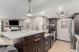 8335 Fairmount Dr Unit 10-208, Denver, CO 80247