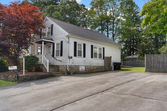 13 Gifford Ave, North Dartmouth, MA 02747