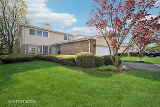 1857 Cloverdale Ave, Highland Park, IL 60035