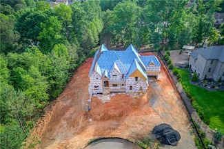 2808 Carson Garrett Ct, Buford, GA 30519
