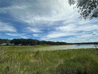 449 450 & E1/2 LOT 4 SW Shorewood Dr, Dunnellon, FL 34431