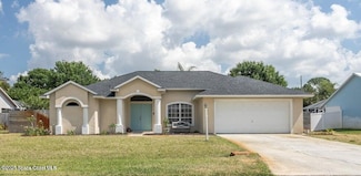 4920 48th Place, Vero Beach, FL 32967