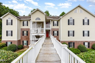 352 Bubble Creek Ct Unit 10, Fayetteville, NC 28311