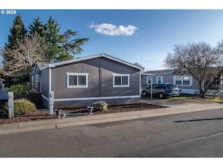 134 Owyhee Ln, Roseburg, OR 97471