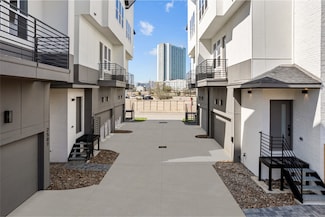 2503 N Macgregor Way, Houston, TX 77004