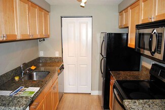 15829 NE Leary Way Unit A202, Redmond, WA 98052