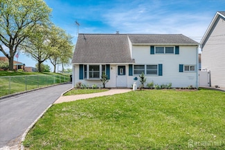 137 Grand Ave, Iselin, NJ 08830