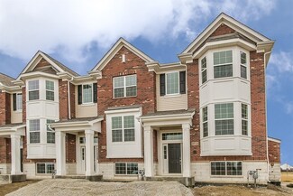 1933 Continental Ave, Naperville, IL 60563